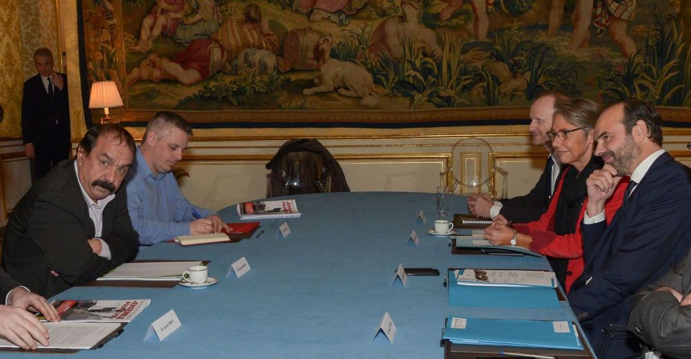 Assez de discussions avec le gouvernement, grève générale pour le retrait du projet !